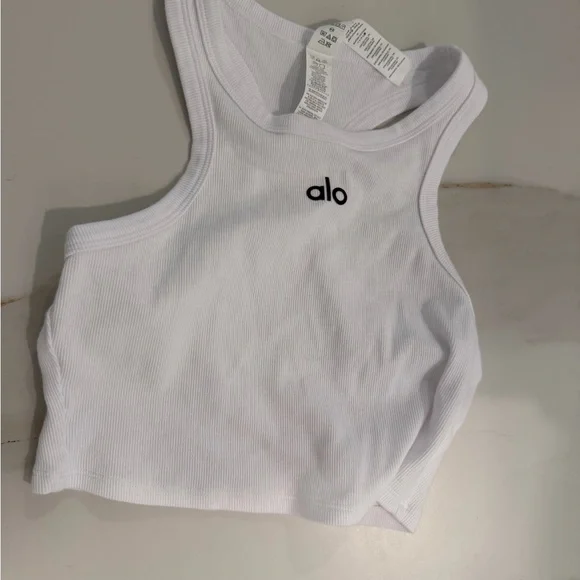 Alo Yoga Aspire White Ribbed Cropped Tank Top (S) Like New! - Picture 4 of 6